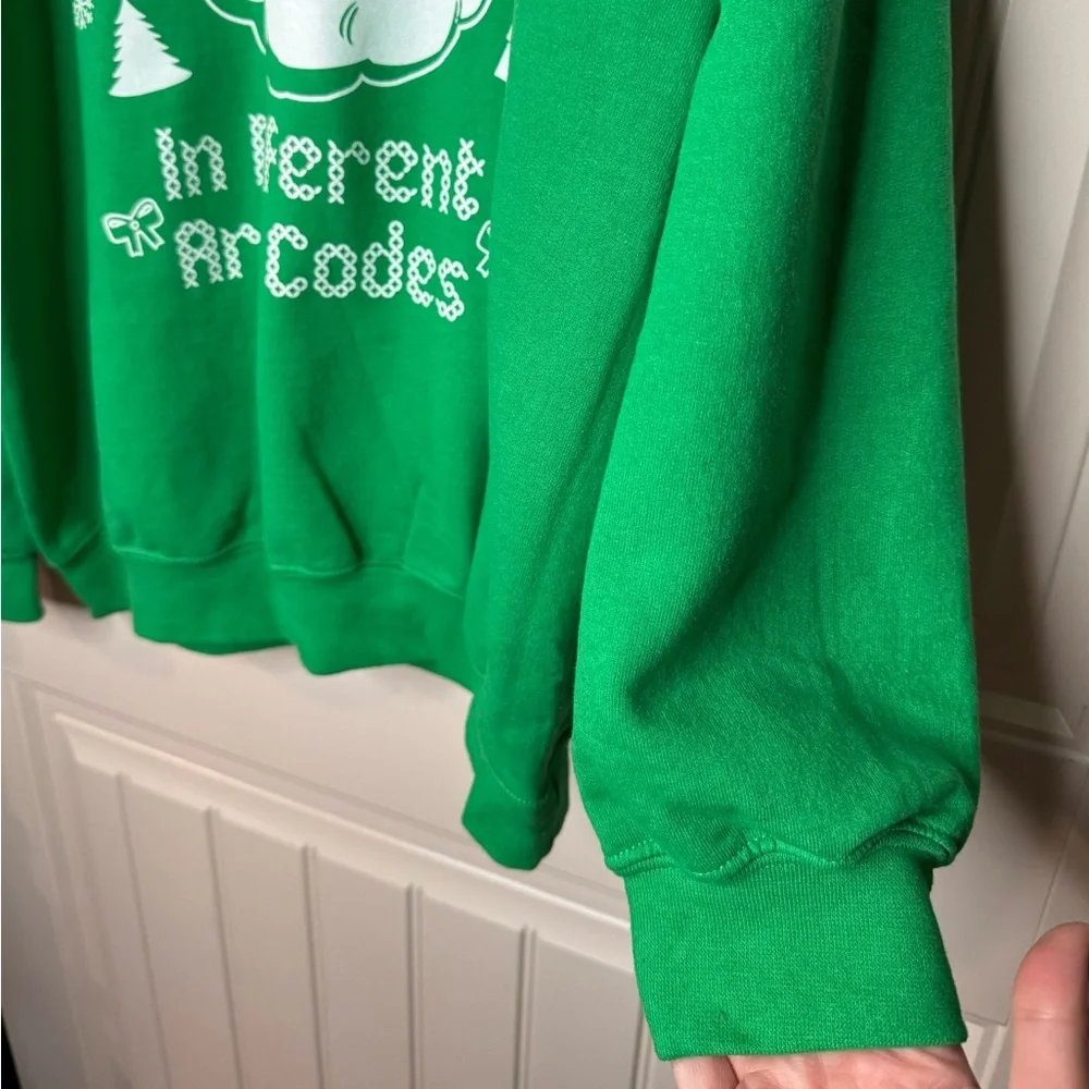 2/for $20 🪩 Santa Crewneck Sweater 